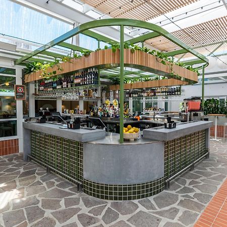 Astor Hotel Motel Олбері Екстер'єр фото