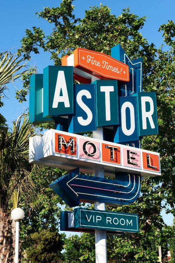 Astor Hotel Motel Олбері Екстер'єр фото